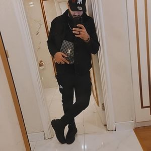 Meet your Posher, Mohammed